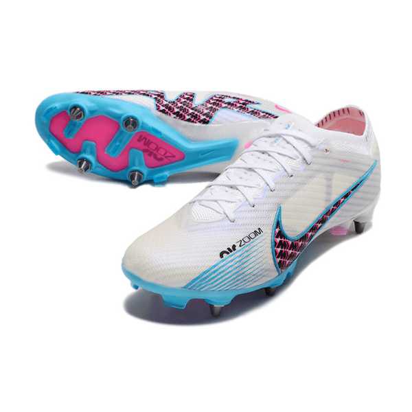 Chuteira Campo Nike Zoom Mercurial Vapor 15 Elite SG Trava Mista Cinza, Azul e Rosa