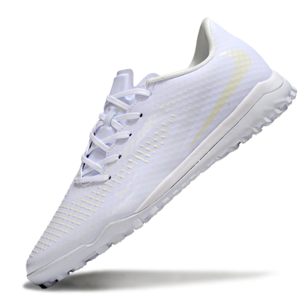 Chuteira Society Nike Phantom 6 Academy TF Branca