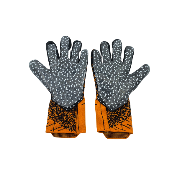 Luva de Goleiro Puma Future Z Preta e Laranja